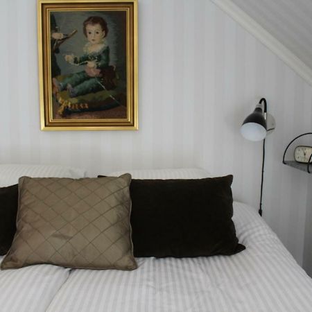 Storgatans Pensionat Раттвик Экстерьер фото