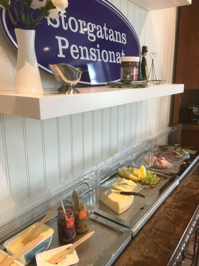 Storgatans Pensionat Раттвик Экстерьер фото